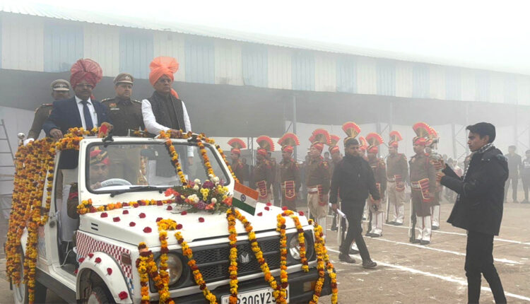 हथीन में उपमंडल स्तर पर हर्षोल्लास से मनाया गया 75वां गणतंत्र दिवस समारोह