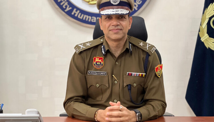 स्टॉक मार्केट में मोटा मुनाफा कमाने और आईपीओ निवेश के नाम पर आमजन से की जाने वाली साइबर ठगी से बचाव के संबंध में फरीदाबाद पुलिस की साइबर एडवाइजरी