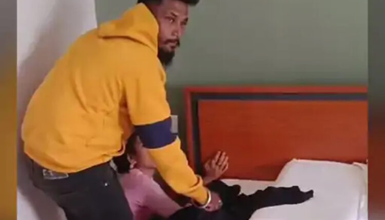 कर्नाटक कपल अटैक मामला, महिला ने गैंगरेप का आरोप लगाया, बोली- 7 आरोपियों ने रेप के बाद कार में बैठाकर पूरे शहर में घुमाया