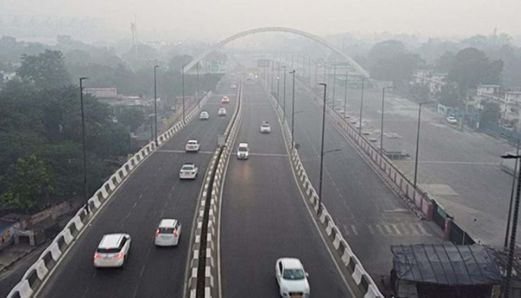 Delhi's air very bad for the sixth consecutive day: AQI crosses 400 at 2 places