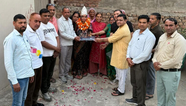 Former head of the Guest Teachers Association honored on retirement