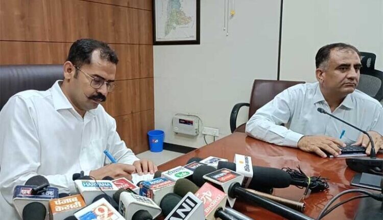 जिले में खेलों को बढ़ावा देने की दिशा में बड़ा कदम, नूंह में बनेंगे आधुनिक स्टेडियम। उपायुक्त विश्राम कुमार मीणा