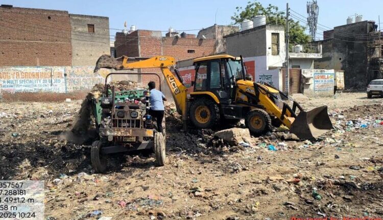 Active participation of citizens is necessary in cleaning homes and neighbourhoods: Vikram Singh