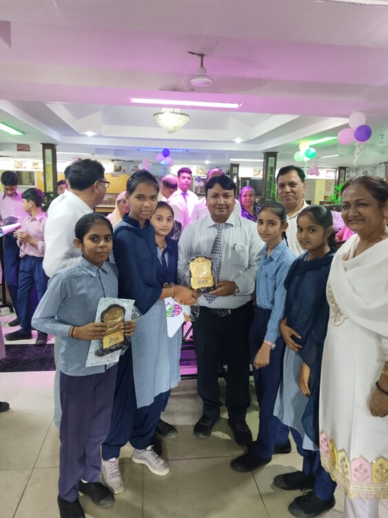 Haryana Day organized at Oasis Fast Food, Karnal