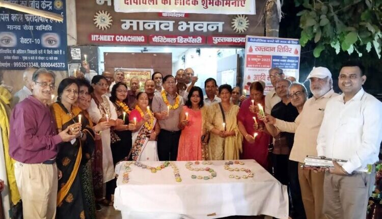 One lamp in the name of 'MSS', Deepotsav program organized at Manav Bhavan