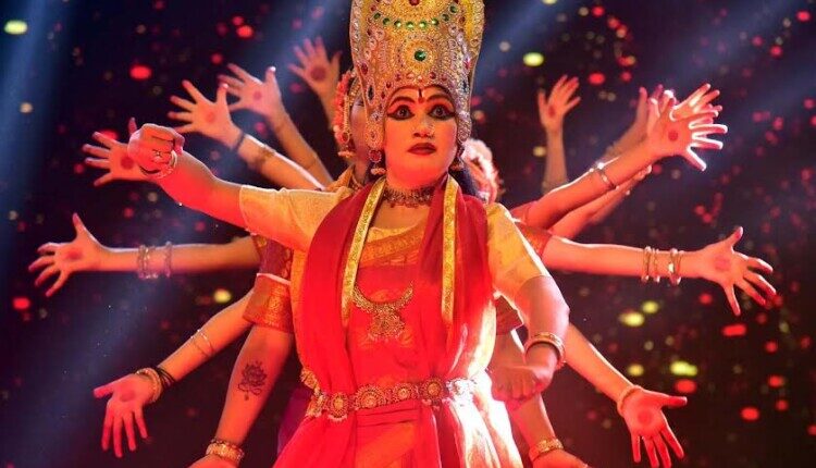 Incarnation of Goddess Shakti at the Self-Reliant India Fair: A grand presentation by Meenu Thakur
