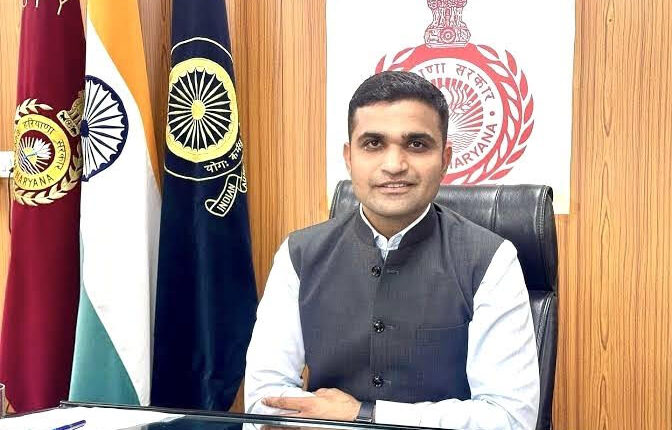 Submit applications for Prime Minister's Awards by November 15: DC