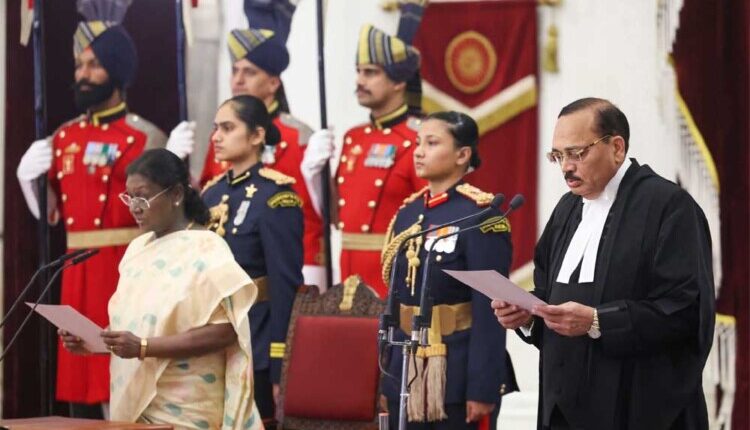 हरियाणा के लाल हिसार के बेटे सूर्यकांत जी ने ली देश के मुख्य न्यायाधीश की शपथ