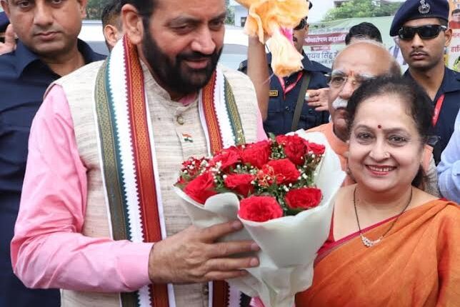 Mayor Batra expressed gratitude to the CM and the Municipal Minister and said that the pace of development will double.