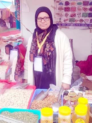 Gulistan Self-Help Group presented organic kahwa and dry fruits at the Saras Fair.