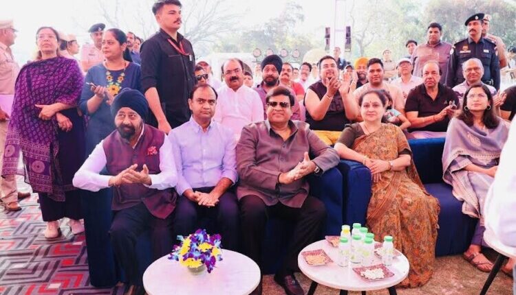 Faridabad reeks of floral fragrance; Flower Festival spreads message of greenery and beauty