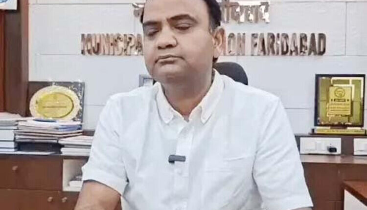जनगणना मामले में लापरवाही बरतने पर कर्मचारियों पर होगी कार्रवाई : धीरेंद्र खडगटा