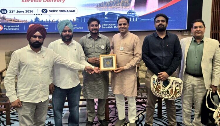 Sarpanch Surajpal Bhura honored for excellent work at the Panchayat level.