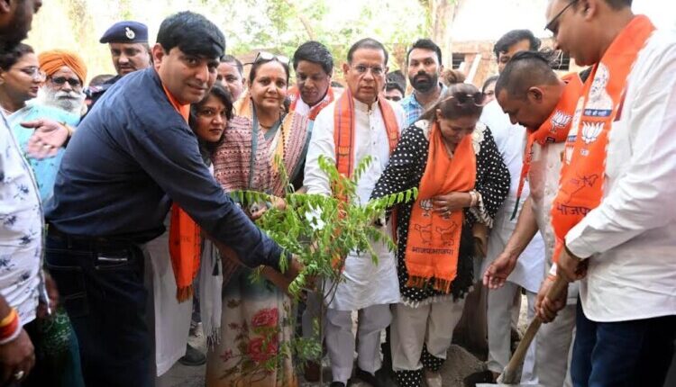 Minister Rajesh Nagar conveyed a message of public awareness through a cleanliness drive and a tree plantation campaign.
