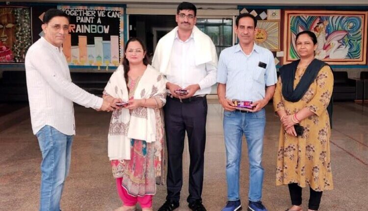 The exemplary work style of a husband-and-wife BLO team from the Tigaon Assembly constituency has become a source of inspiration for SIR-2026.