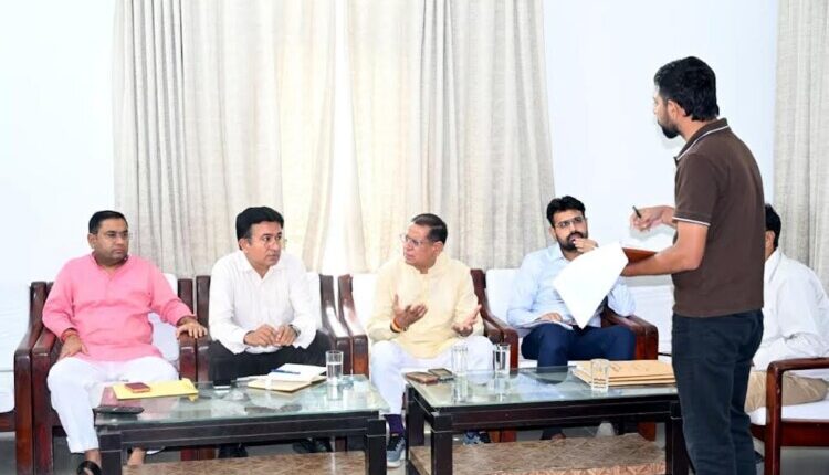 Minister Rajesh Nagar reviewed the development works in the Tigaon Assembly constituency.