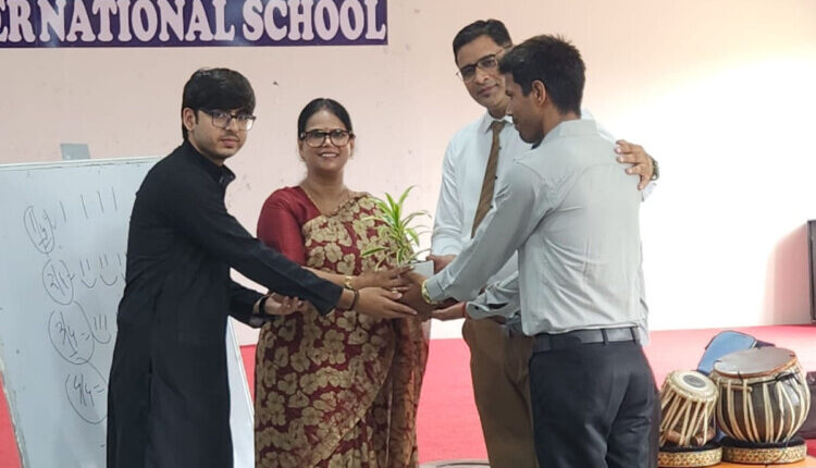 सेंट पीटर्स स्कूल में आयोजित हुई "निःशुल्क संगीत जागरूकता एवं इंटरैक्टिव कार्यशाला"