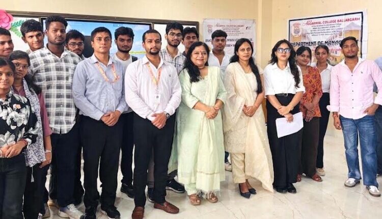 Promoting Innovation and Entrepreneurship: AIC-GGS IPU Team Inspires Students