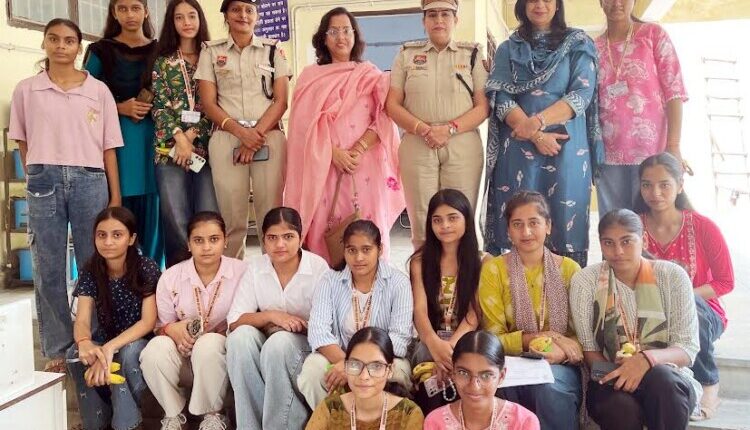 Students from Aggarwal College visited the Women's Police Station for an educational tour.