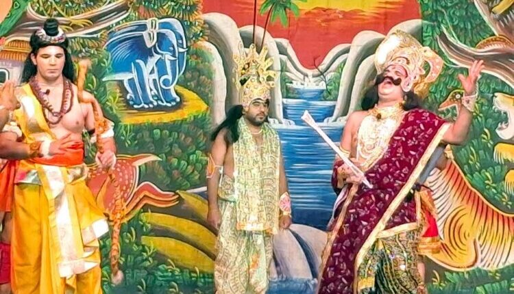 Meghnath and Kumbhakarna were slain on the Ramlila stage; the venue echoed with chants of 'Jai Shri Ram'.