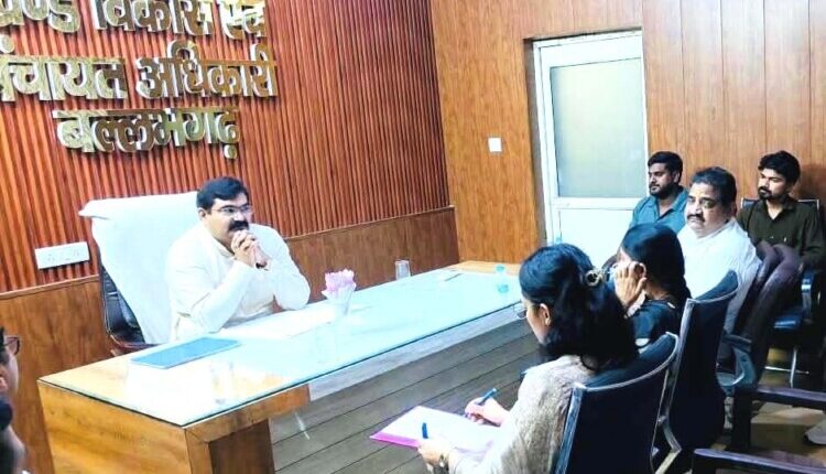 Ensure solid waste management systems are in place across all Gram Panchayats, officials: Ravindra Jaglan